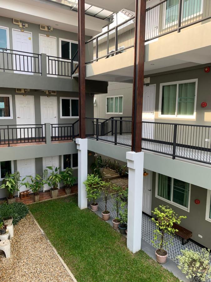 Chada House Hotel Chiang Mai Exterior photo