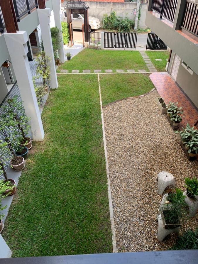 Chada House Hotel Chiang Mai Exterior photo